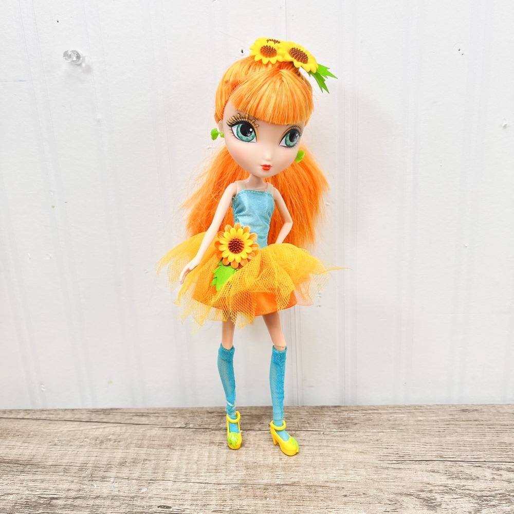 La Dee Da Cyanne doll Sunflower Burst Garden Tea Party Cute outfit!